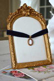 Collier Velour ras de cou pendentif camée coquillage