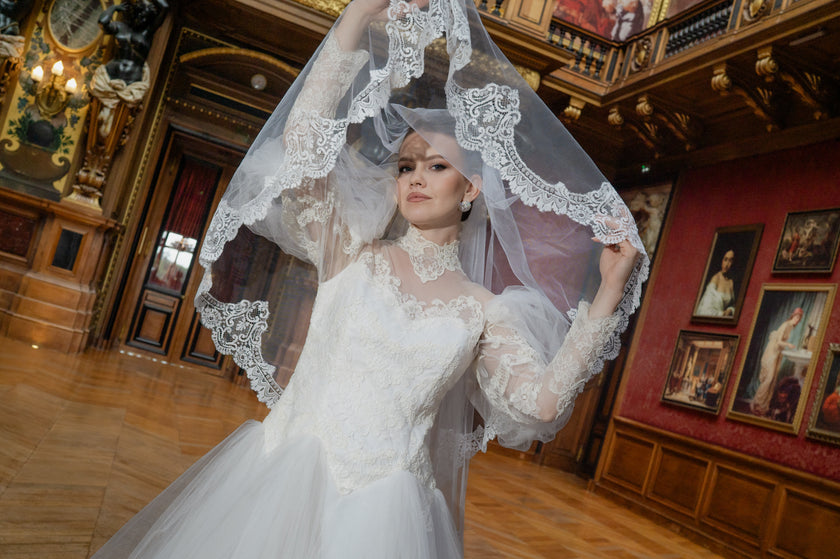 Voile en Tulle et Dentelle