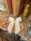 Le Noeud Velours Blanc et Dentelle de Caudry