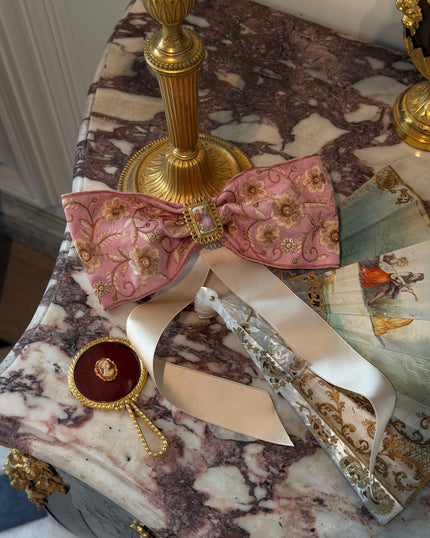 Le noeud Héritage Couture