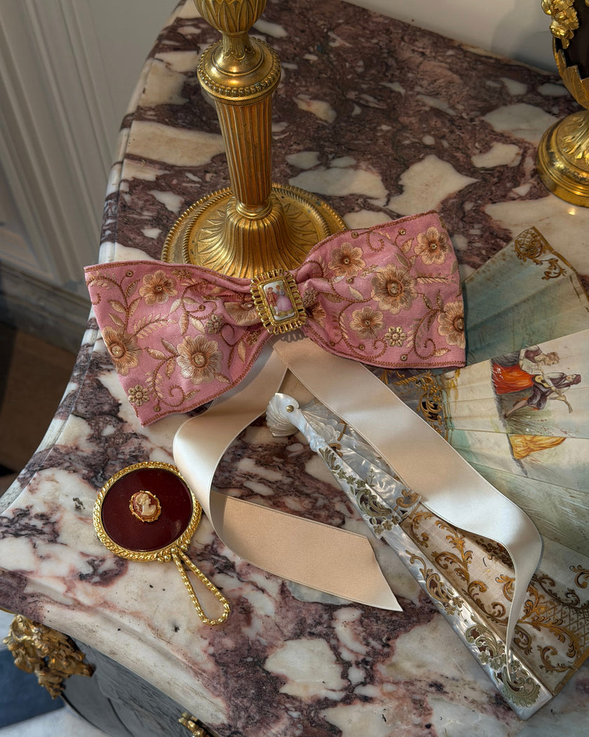 Le noeud Héritage Couture