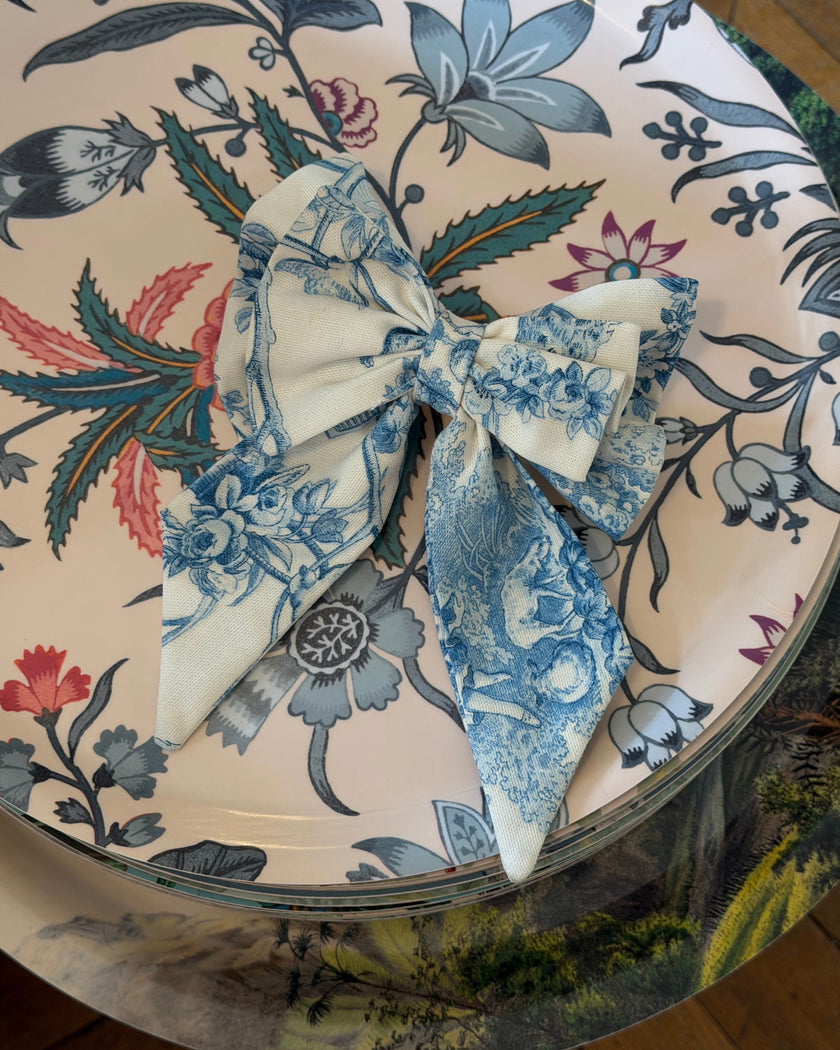 Le Signature Couture Demoiselle Bleue