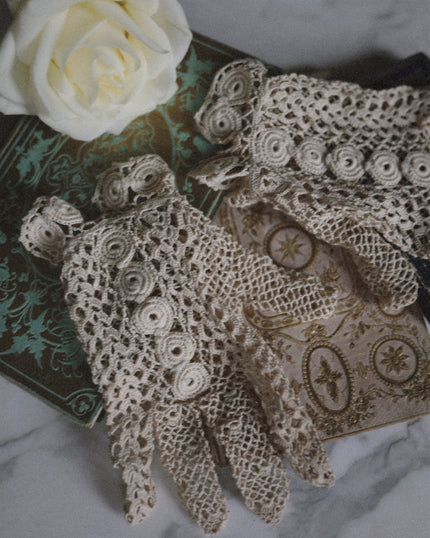 Paire de Gants en Crochet Ajourés