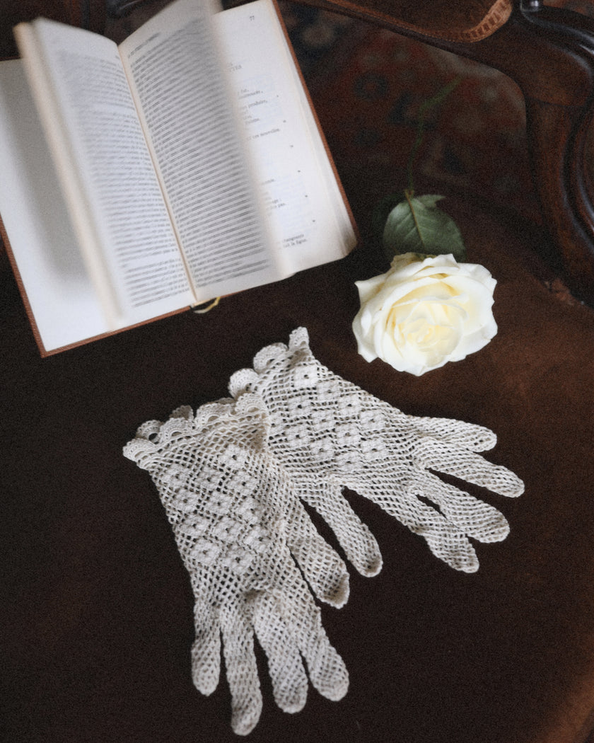 Paire de Gants en Crochet Ajourés