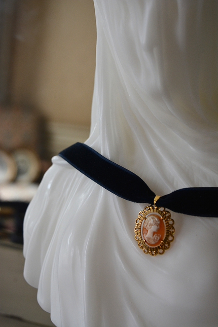 Collier Choker Ras de Cou Velours et Camée ancien