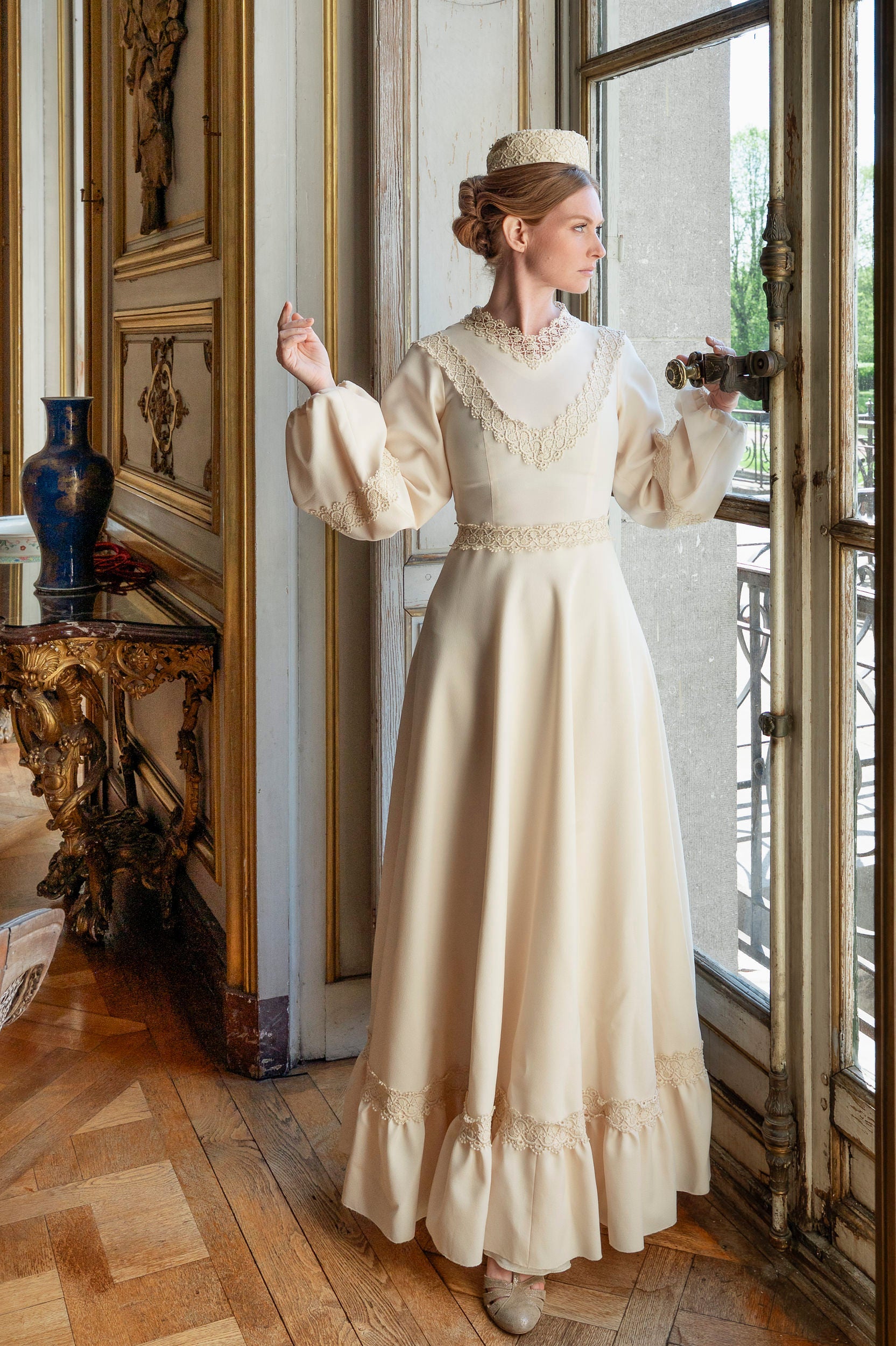 Robe Margaret