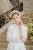 mariée avec couronne fleurs de cire 
