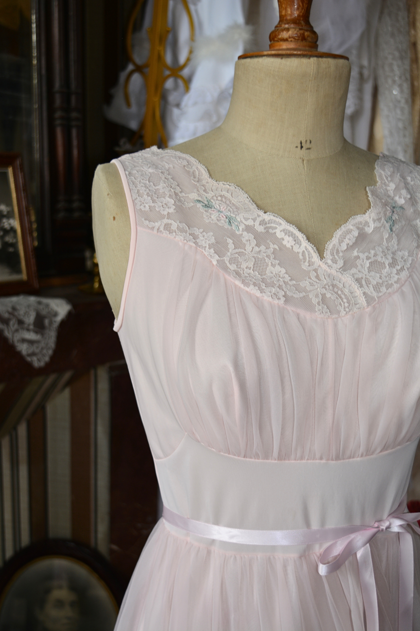 Nuisette Vintage Rose Évasé