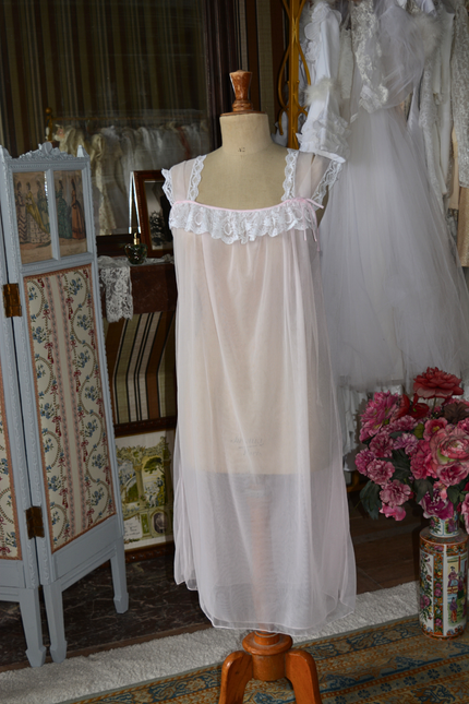 Nuisette Vintage Rose Poudré et dentelle